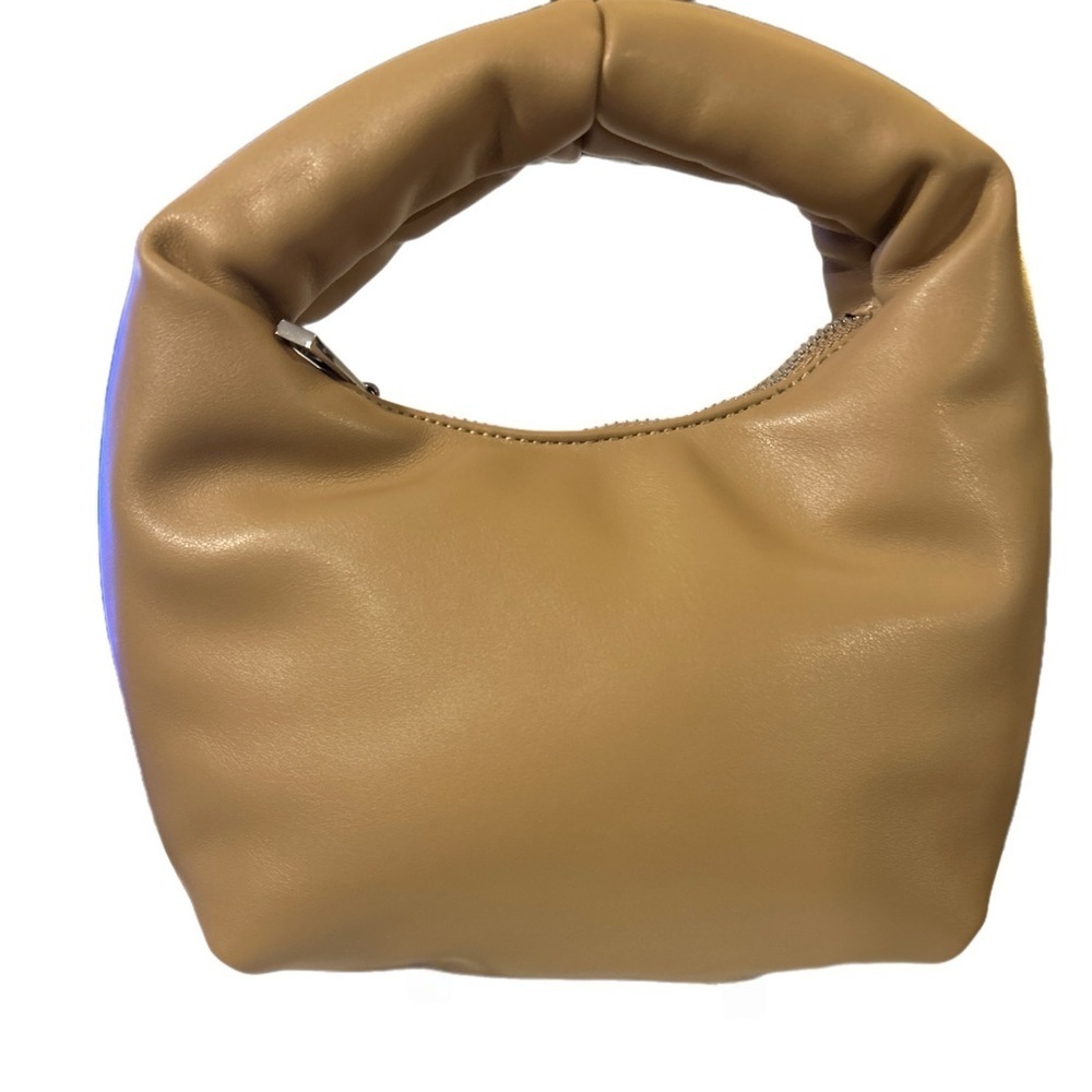 Topshop Women’s Groovy Puffy Grab Bag in NWOT